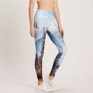 Niyama Sol Happy Little Trees Barefoot Leggings Size XS